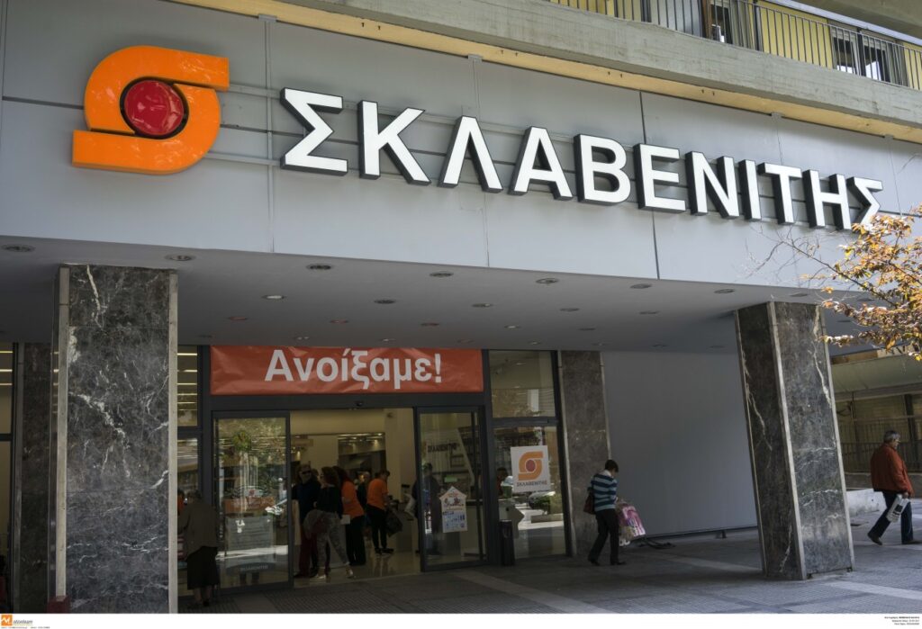 «Γονάτισε» το e-shop του Σκλαβενίτη