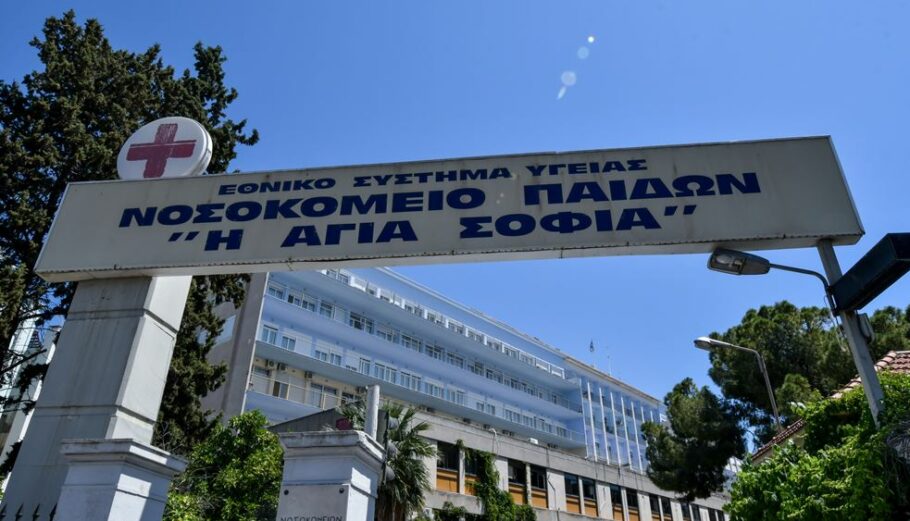 Εξέπνευσε 15χρονη που προσβλήθηκε από κορονοϊό