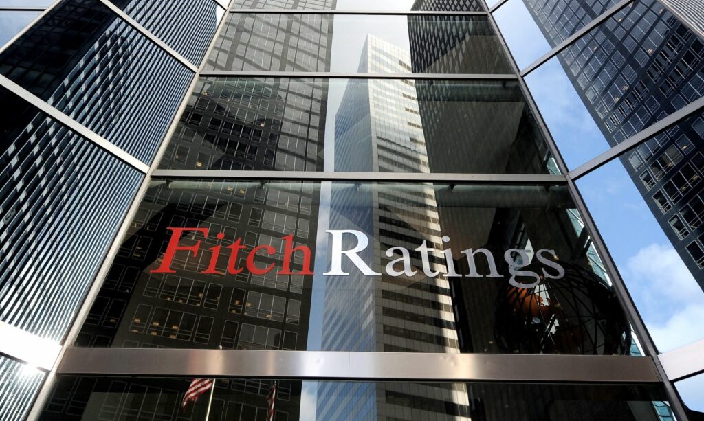 Οίκος Fitch © EPA/ANDREW GOMBERT