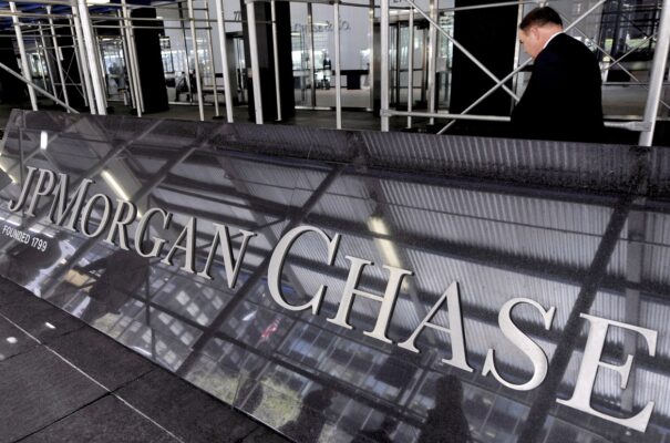 JP Morgan © EPA/JUSTIN LANE