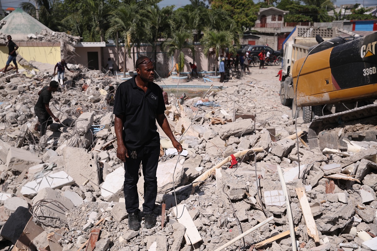 Τραγωδία δίχως τέλος στην Αϊτή ©EPA/ORLANDO BARRIA