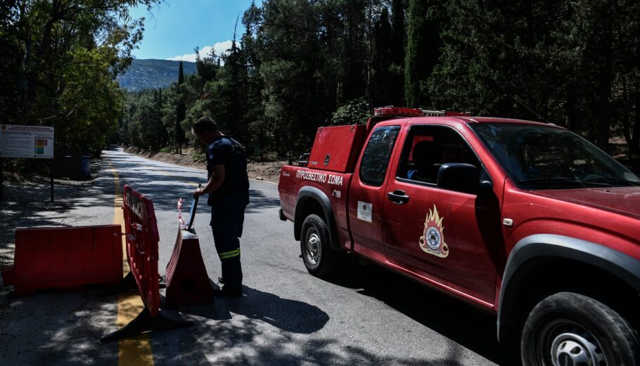 Περιπολίες στρατού και αστυνομίας σε δάση και επίφοβες περιοχές για πρόληψη πυρκαγιών ©EUROKINISSI/ΤΑΤΙΑΝΑ ΜΠΟΛΑΡΗ