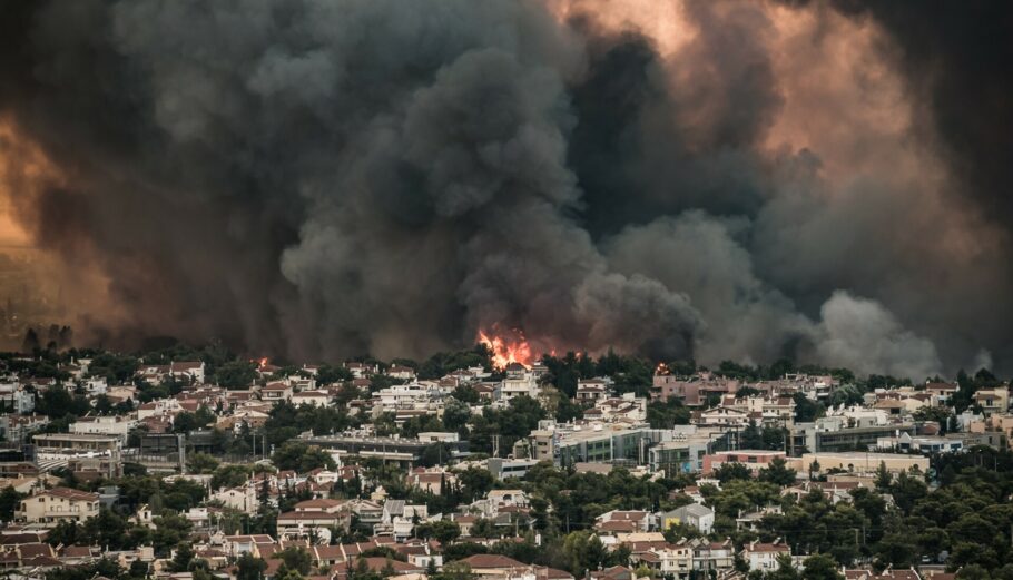 Σε κατάσταση έκτακτης ανάγκης ο δήμος Αχαρνών μετά τις πυρκαγιές ©Eurokinissi