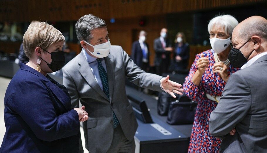 Eurogroup © EPA/FRANCISCO SECO / POOL