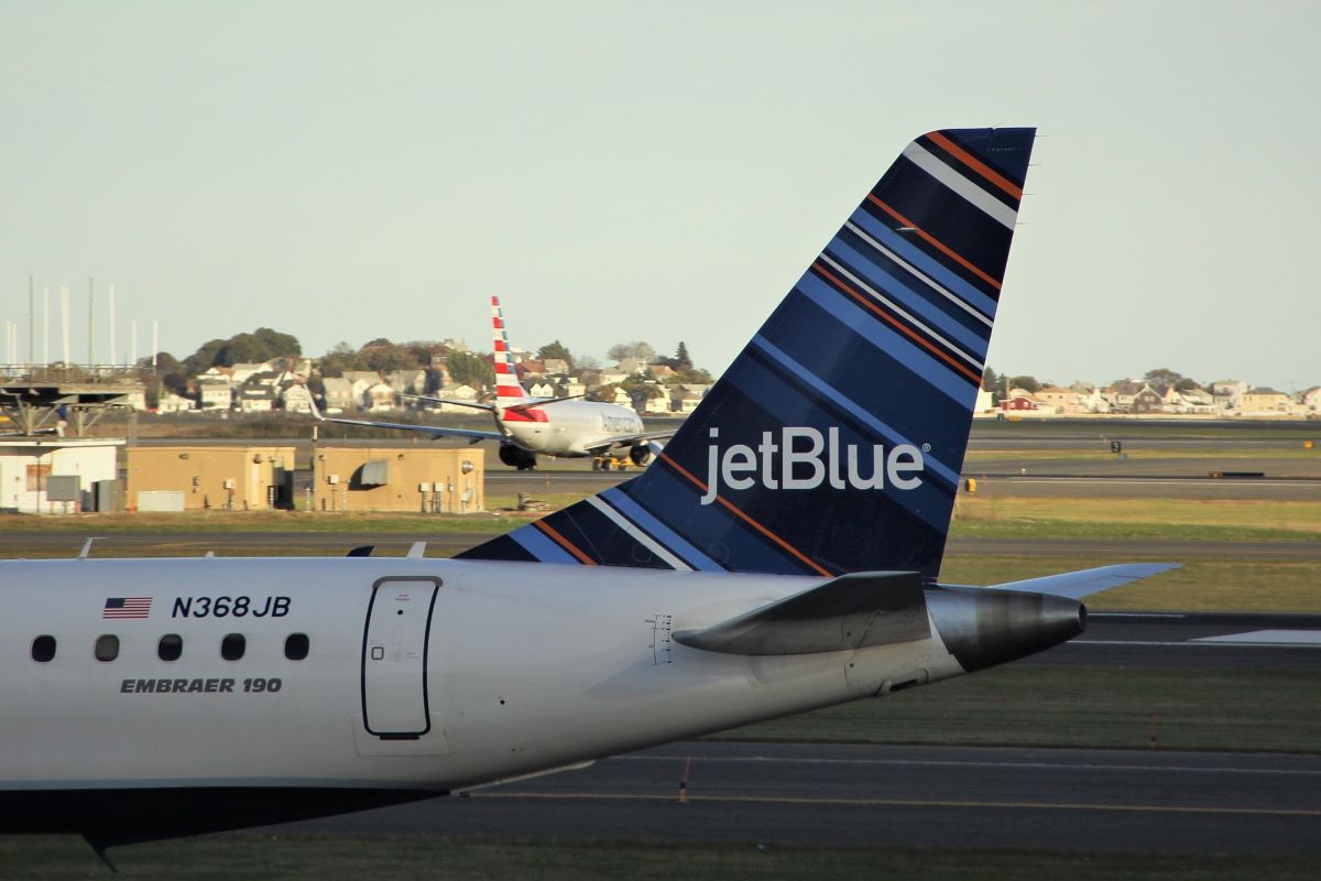 JetBlue: Δύο νεκροί εντοπίστηκαν στους τροχούς αεροσκάφους