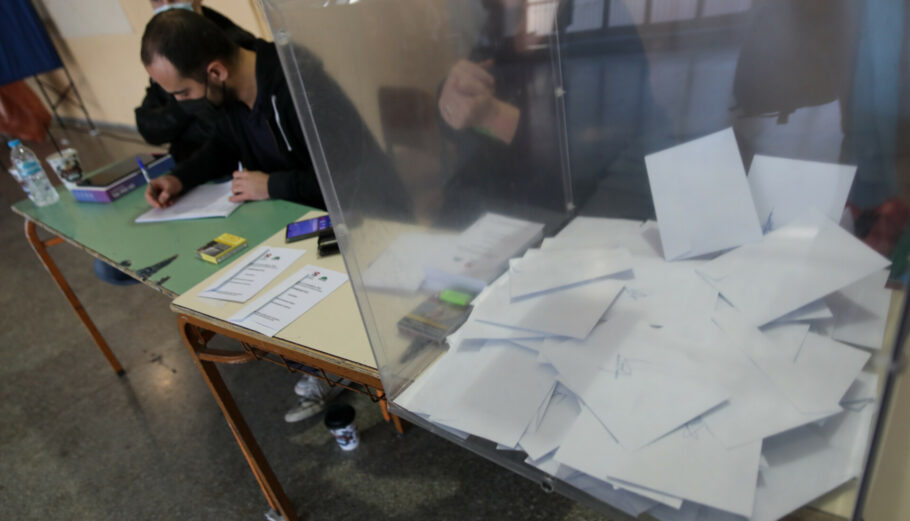 Β΄γύρος εκλογών για τον νέο αρχηγό του ΚΙΝΑΛ © Eurokinissi