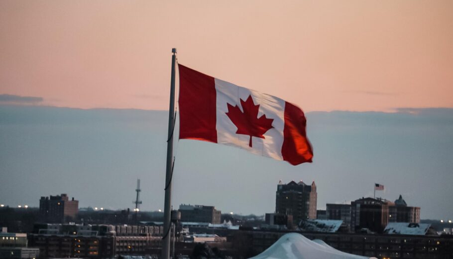 Η Σημαία του Καναδά © Unsplash