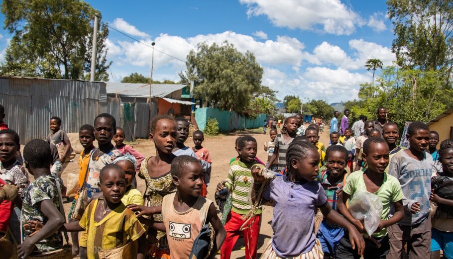 Παιδιά στην Αιθιοπία © Unsplash