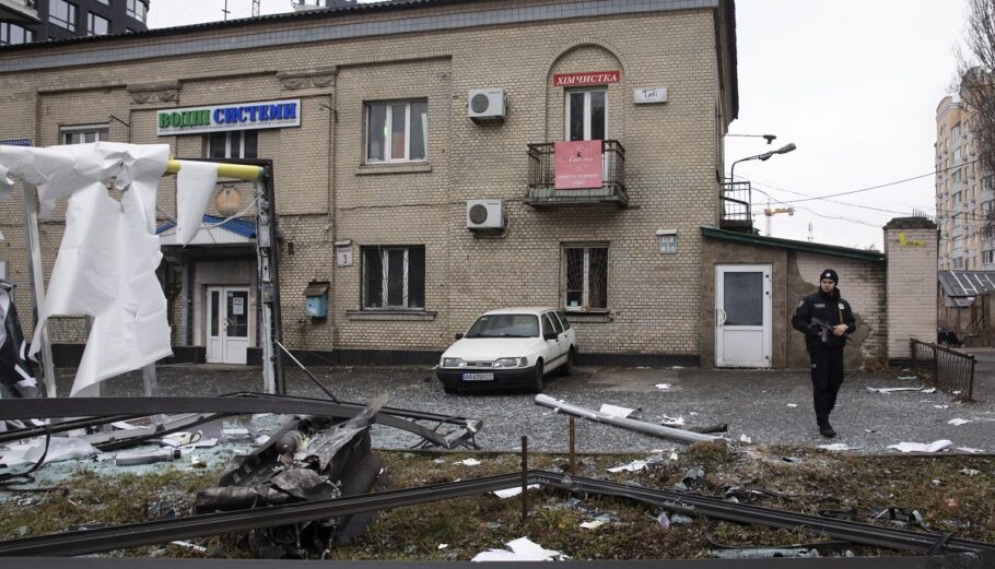 Έκρηξη στο Κίεβο, Ουκρανία © EPA/MIKHAIL PALINCHAK