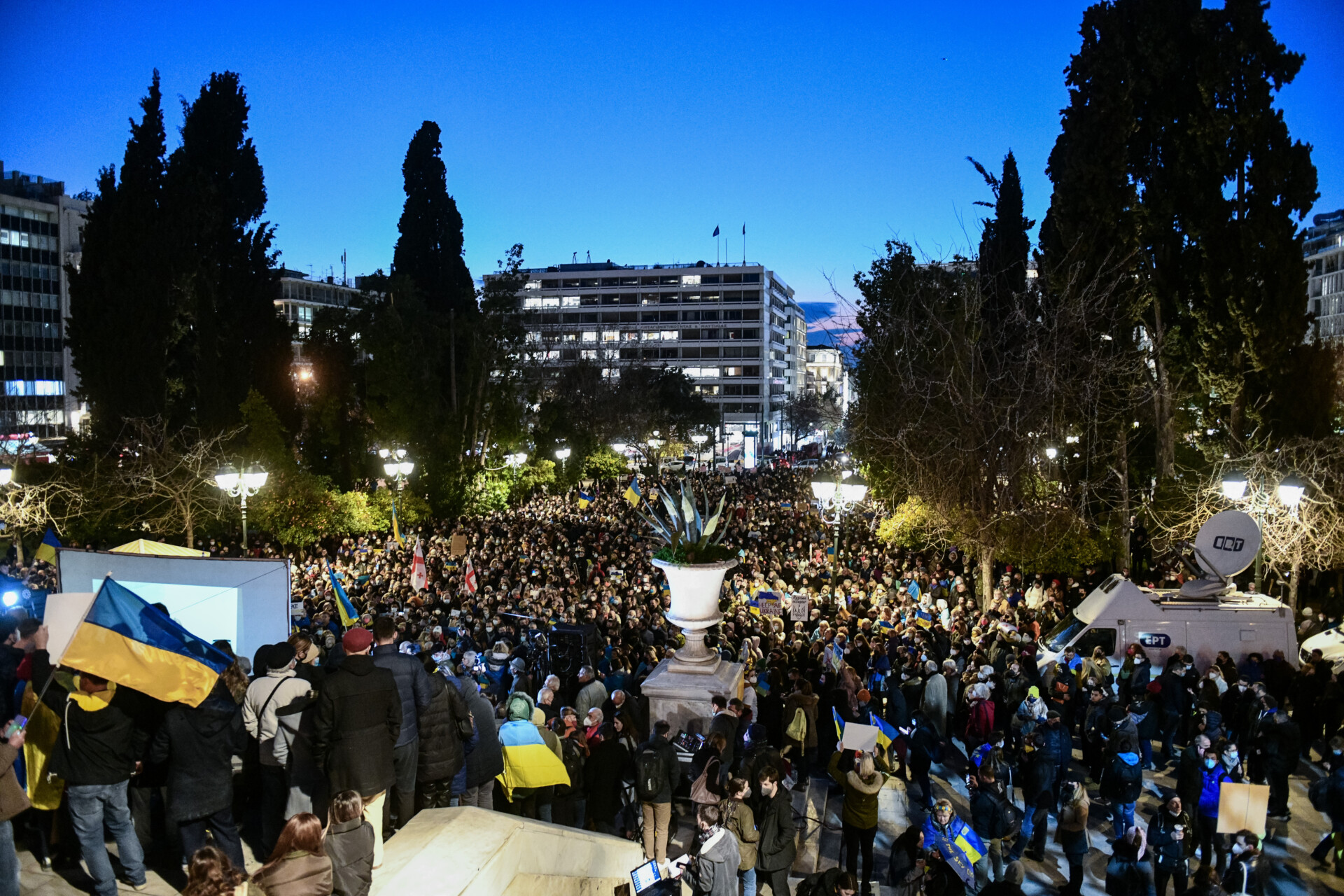 Αντιπολεμικό συλλαλητήριο στο Σύνταγμα για την Ουκρανία