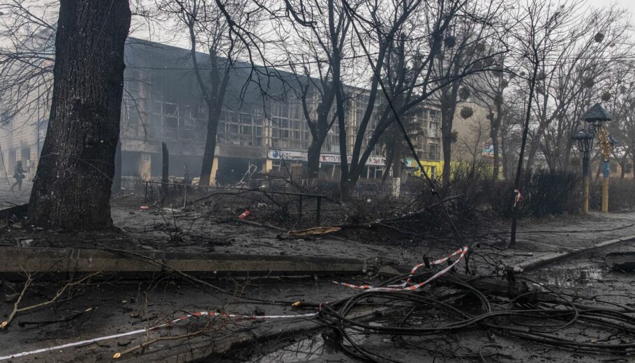 Φωτογραφία αρχείου /Κατεστραμμένα κτίρια στο Κίεβο ©EPA/ROMAN PILIPEY