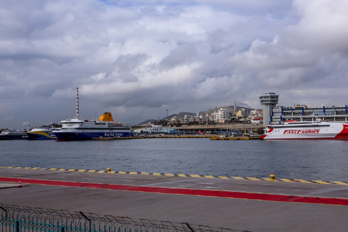 Πειραιάς: Νεκρός εντοπίστηκε ηλικιωμένος στο λιμάνι