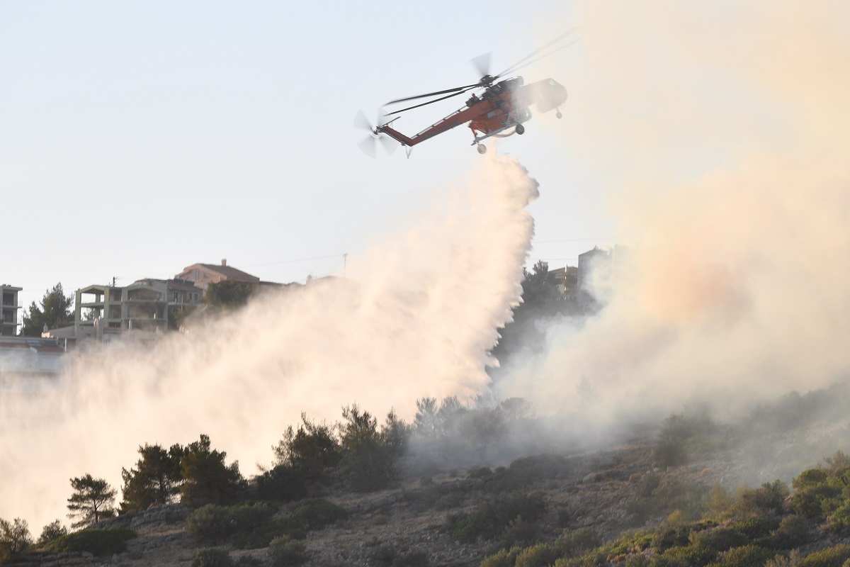 Πολύ υψηλός κίνδυνος πυρκαγιάς τη Δευτέρα σε πέντε Περιφέρειες