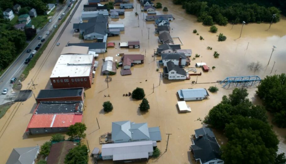 Πλημμύρες στο Κεντάκι © Twitter