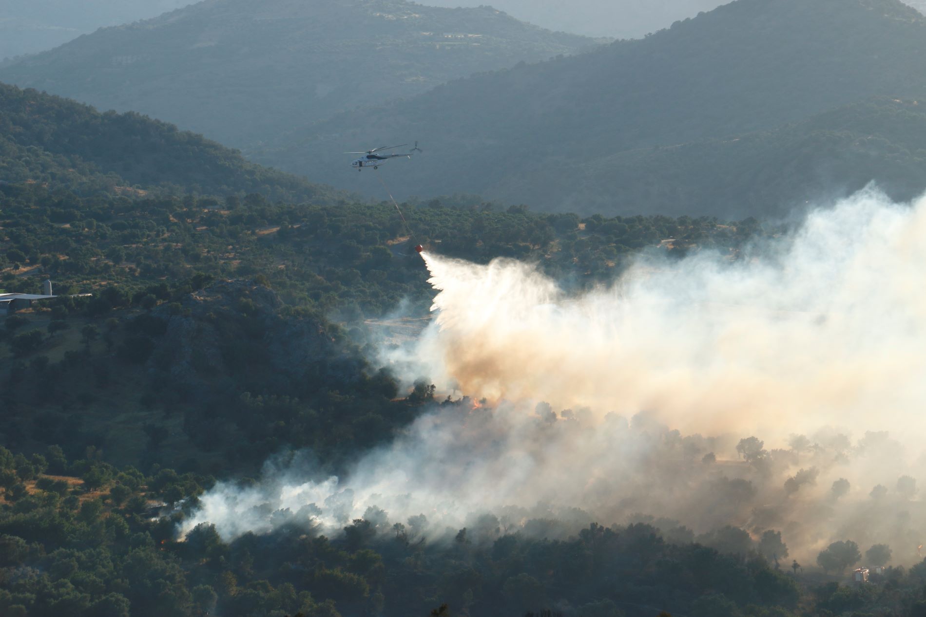 Ενεργοποιήθηκε η υπηρεσία Copernicus για τη φωτιά στο Ρέθυμνο