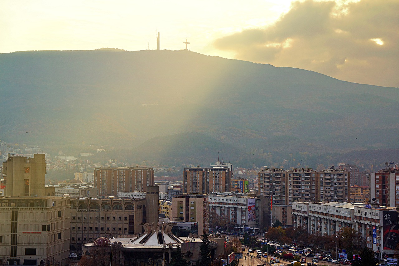 Βόρεια Μακεδονία: Ξεπερνούν το μισό δισ. οι ελληνικές επενδύσεις