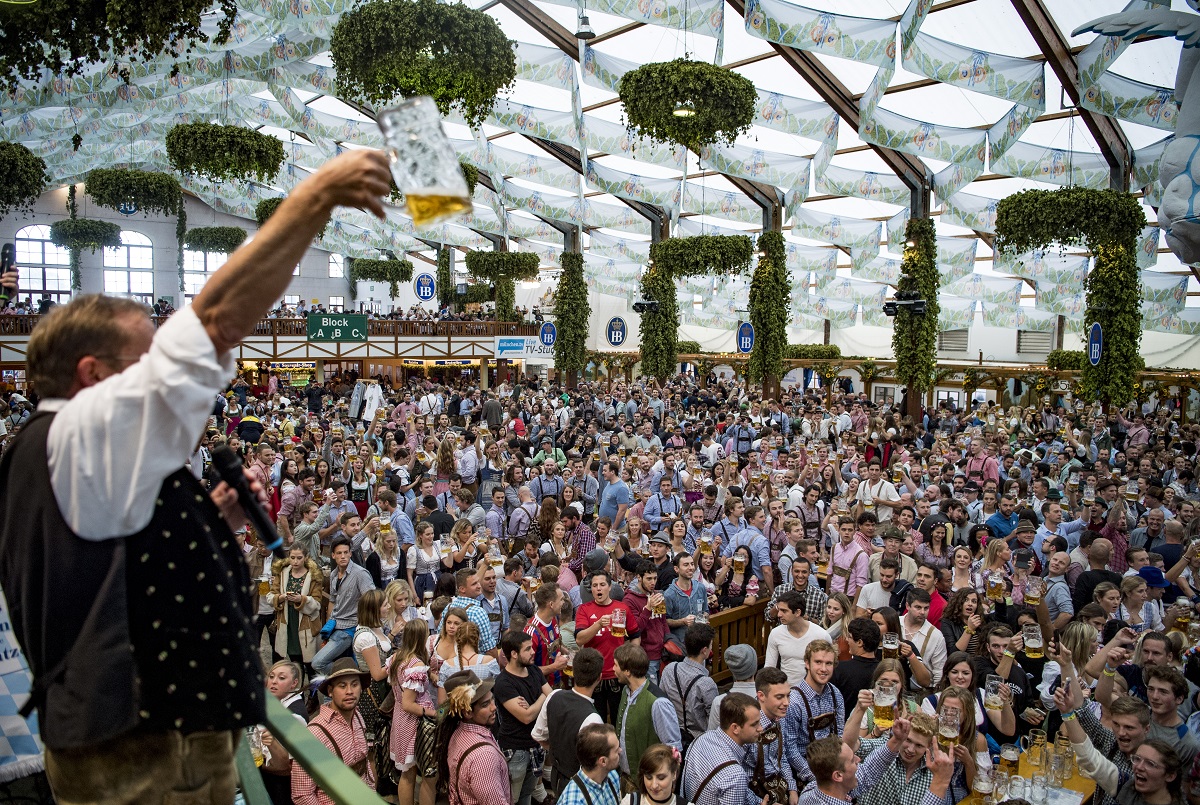 Γερμανία: Επέστρεψε το Oktoberfest έπειτα από δύο χρόνια απουσίας