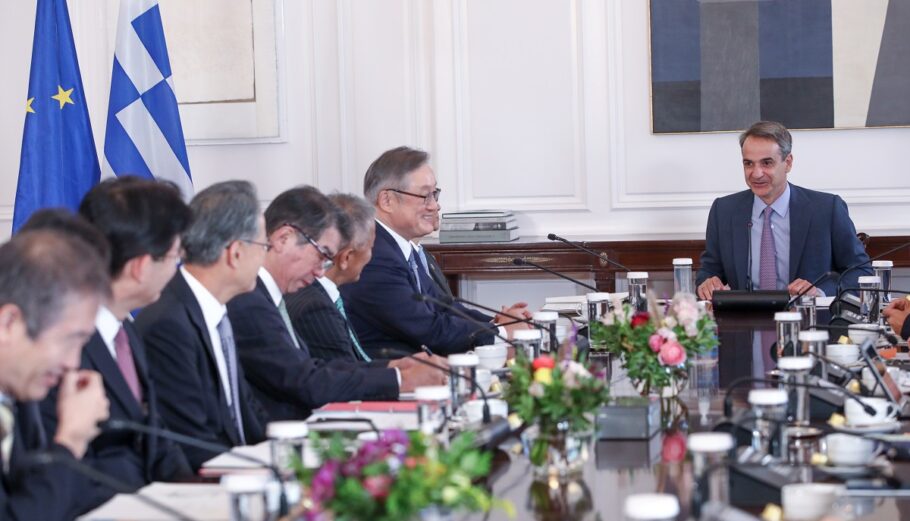 Συνάντηση του Πρωθυπουργού Κυριάκου Μητσοτάκη με αντιπροσωπεία μεγάλων επιχειρήσεων από την Ιαπωνία στο Μέγαρο Μαξίμου, (ΓΙΑΝΝΗΣ ΠΑΝΑΓΟΠΟΥΛΟΣ/EUROKINISSI)