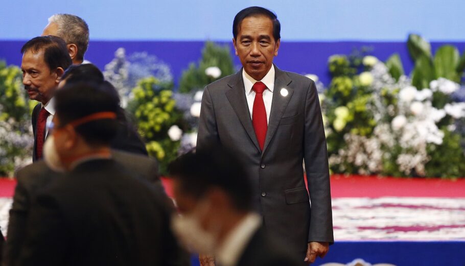 Ο πρόεδρος της Ινδονησίας Τζόκο Ουιντόντο © EPA/KITH SEREY