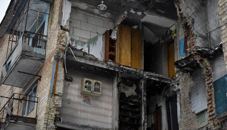 Πόλεμος στην Ουκρανία - Βομβαρδισμοί © EPA/OLEG PETRASYUK