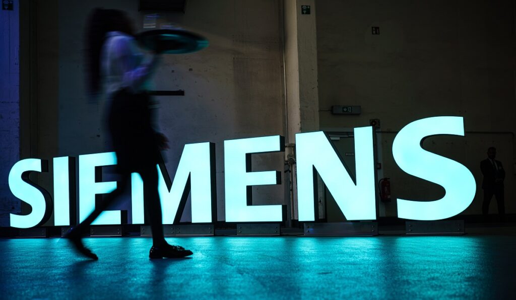 Siemens: Συμφωνία 3 δισ. ευρώ για αμαξοστοιχίες στην Ινδία