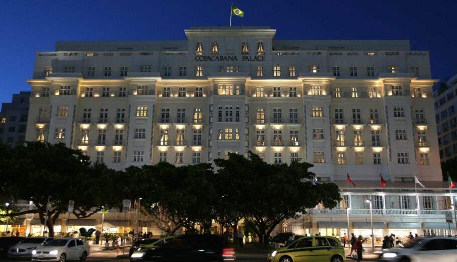 Copacabana Palace © EPA/MARCELO SAYAO