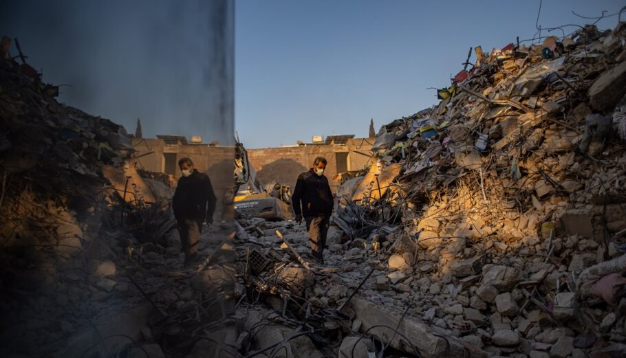 Σεισμός στην Τουρκία © EPA/MARTIN DIVISEK
