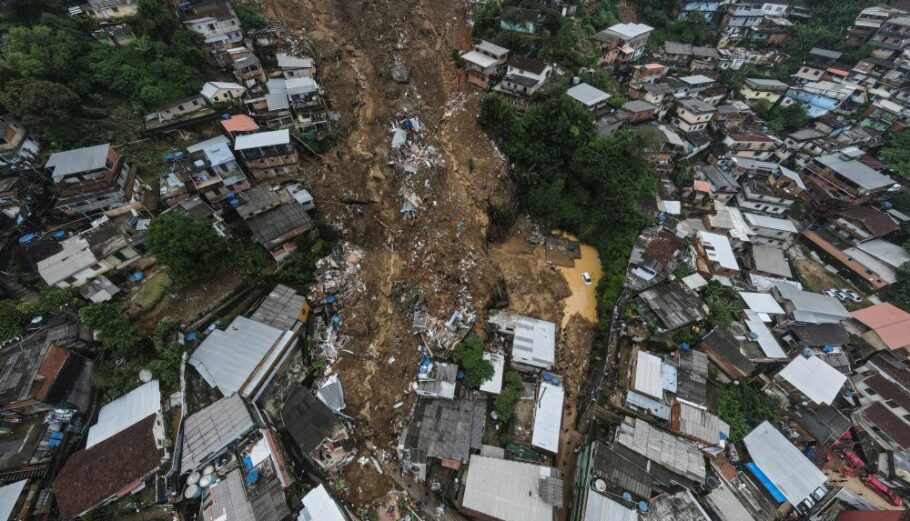 Πλημμύρες στην Βραζιλία @ EPA/Antonio Lacerda