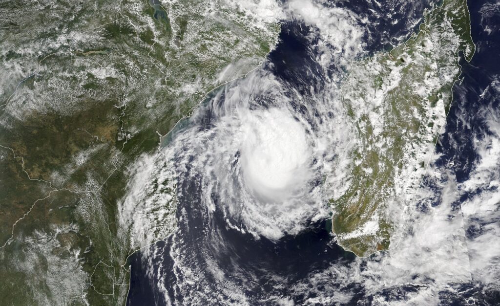 Ο κυκλώνας Φρέντυ από δορυφόρο @ NASA Earth Observatory