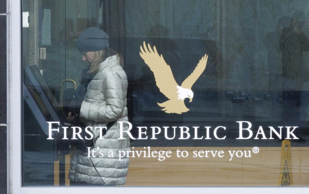 ΗΠΑ: Στο στόχαστρο της SEC στελέχη της First Republic