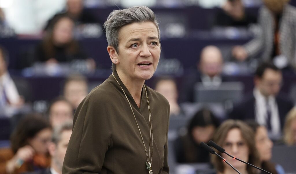 Μ. Vestager: H κυνηγός των πολυεθνικών βγήκε σε άδεια άνευ αποδοχών