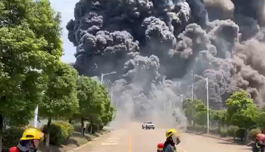 Έκρηξη σε εργοστάσιο χημικών σημειώθηκε το Σάββατο στη Νοτιοανατολική Κίνα © printscreen