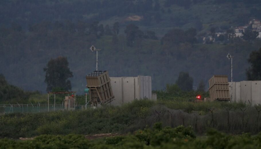 To Iron Dome στο Ισραήλ © EPA/ATEF SAFADI