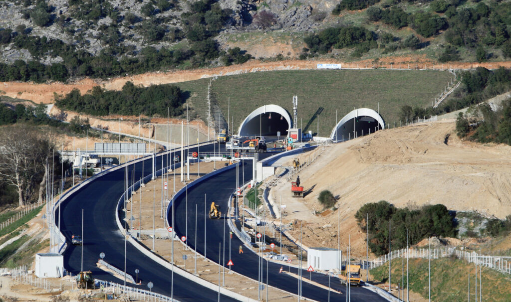 Αυτοκινητόδρομος Αιγαίου: Φωτισμός LED σε όλα τα τμήματα