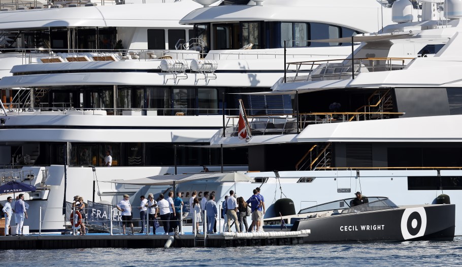 Monaco Yacht Show 2023 © EPA/SEBASTIEN NOGIER