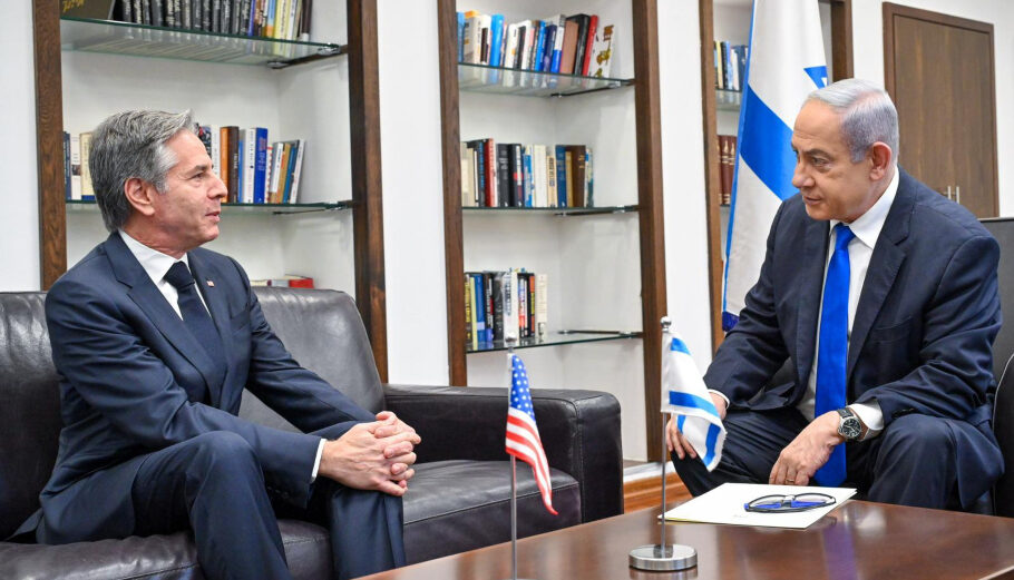 Ο Αμερικανός ΥΠΕΞ Μπλίνκεν στη συνάντηση με τον Ισραηλινό πρωθυπουργό Νετανιάχου©EPA/GOVERNMENT PRESS OFFICE