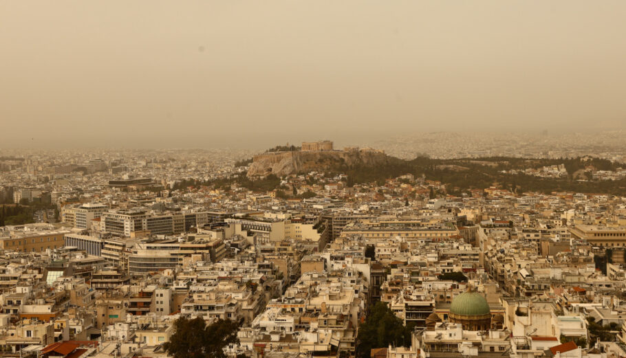 Αφρικανική σκόνη στην Αθήνα © ΙΝΤΙΜΕ