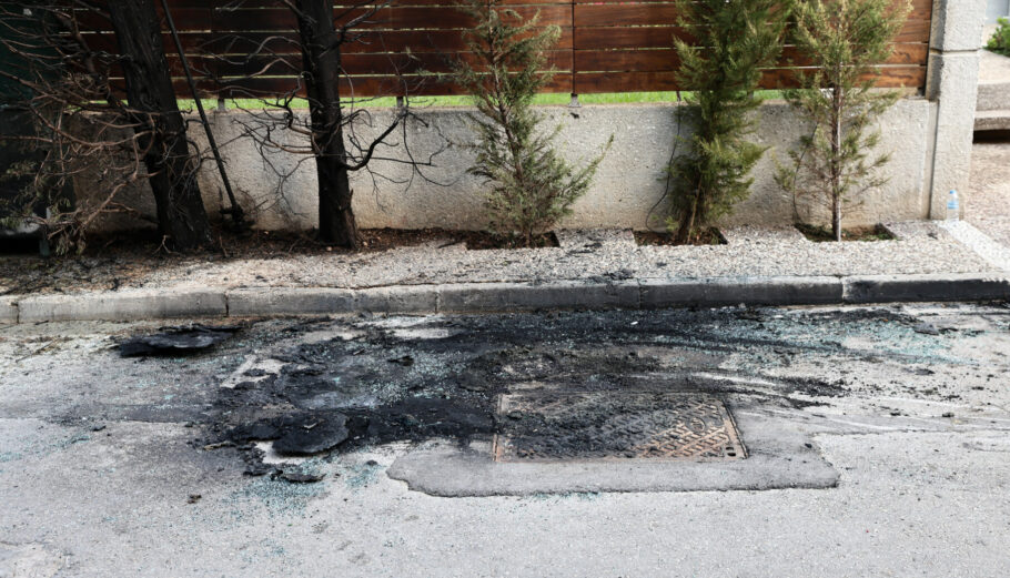 Επίθεση με μολότοφ έξω από το σπίτι της προέδρου του Αρείου Πάγου © INTIME
