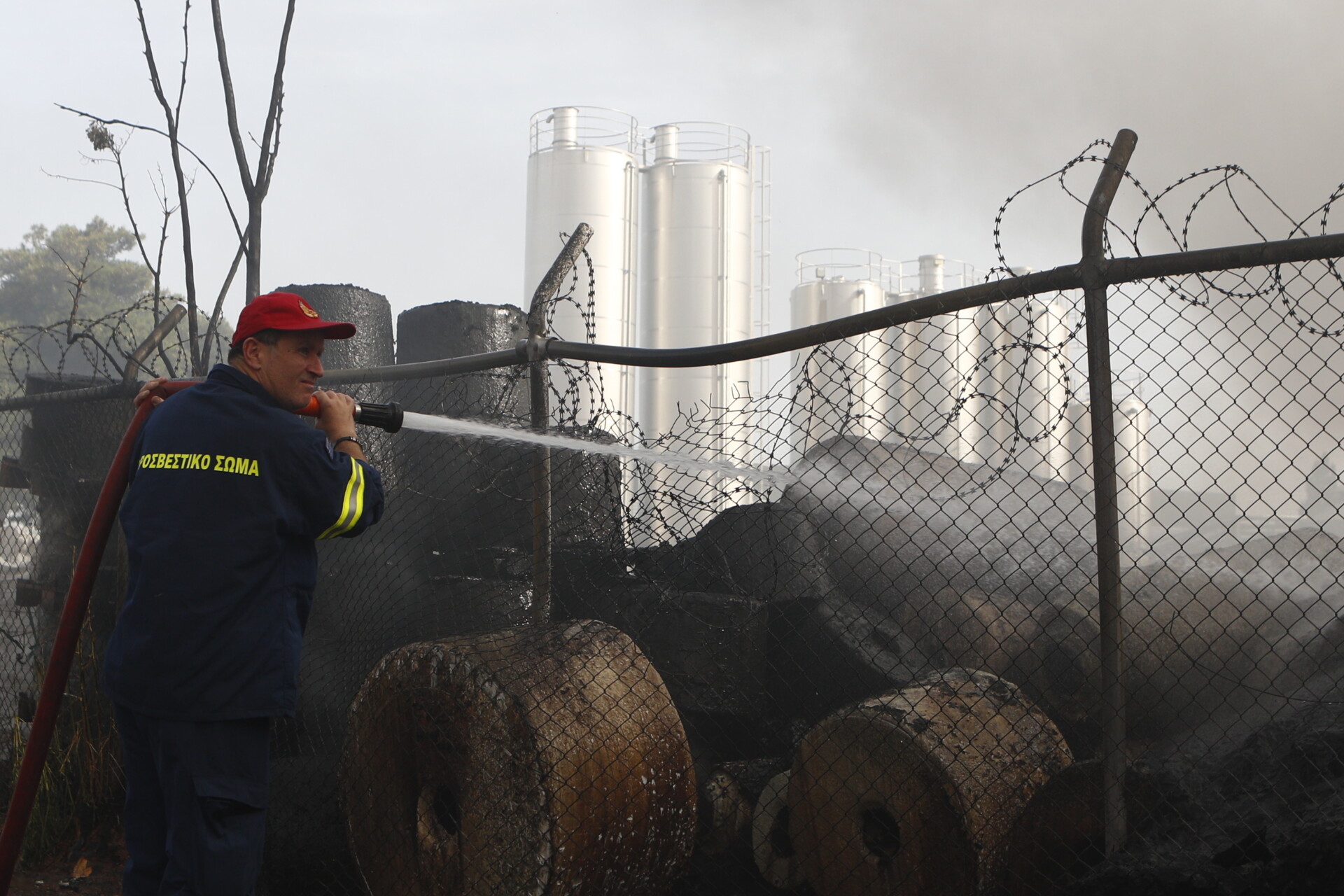Εκρηξη και πυρκαγιά σε εργοστάσιο κατασκευής τηγανιών, στην οδό Αιγιδών στο Πανόραμα Κηφισιάς © Eurokinissi