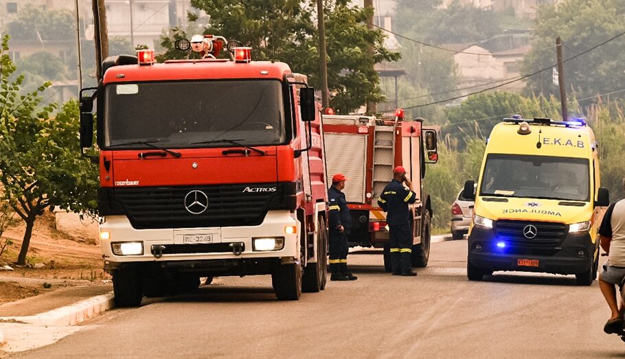 Χωρίς ενεργό μέτωπο η φωτιά στην Ηλεία