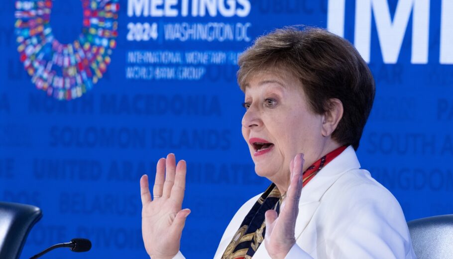 Η Γενική Διευθύντρια του ΔΝΤ, Κρισταλίνα Γκεοργκίεβα © EPA/MICHAEL REYNOLDS