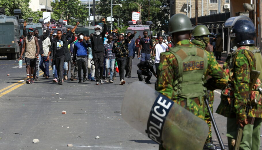 Διαδήλωση στην Κένυα © EPA/DANIEL IRUNGU