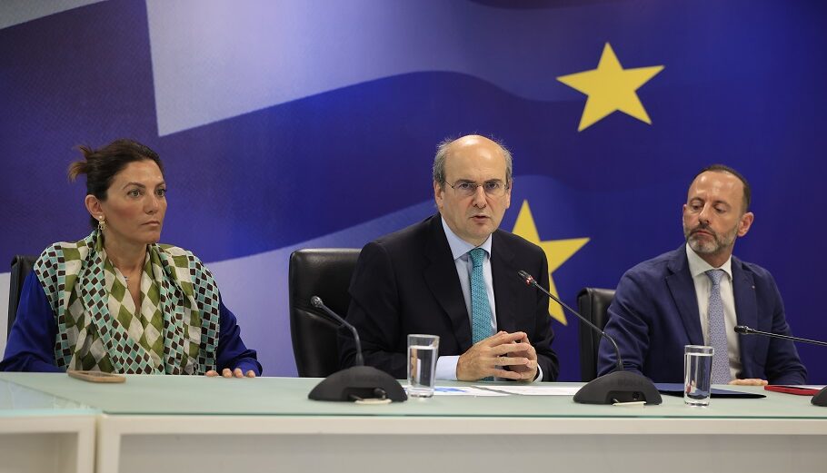 Συνέντευξη Tύπου του Υπουργού Εθνικής Οικονομίας και Οικονομικών Κωστή Χατζηδάκη για την παρουσίαση του "Σχεδίου νόμου για την Αναδιάρθρωση του Υπερταμείου, τον εκσυγχρονισμό των θυγατρικών του και τη σύσταση νέου Εθνικού Επενδυτικού Ταμείου@eurokinissi
