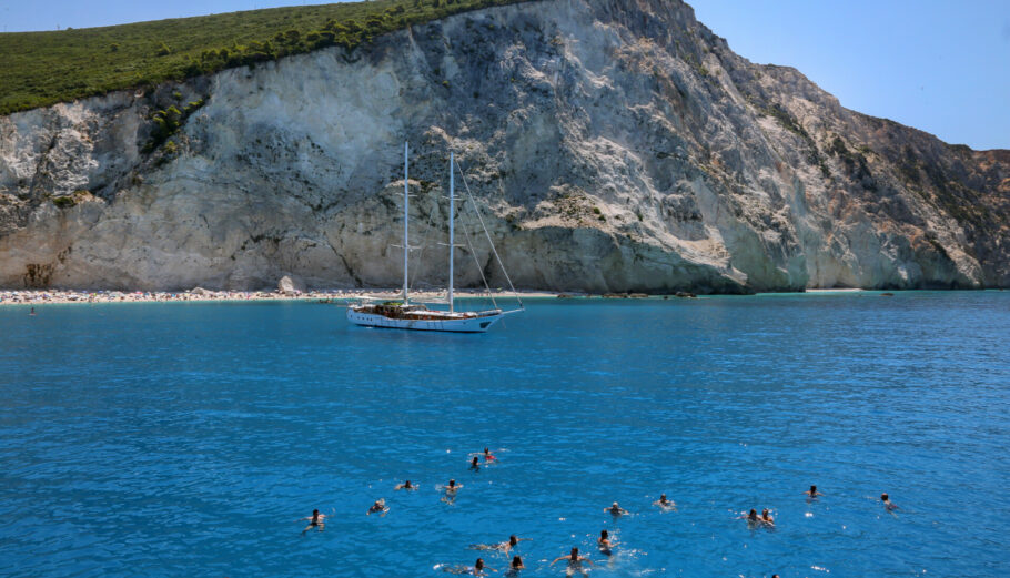 Το Πόρτο Κατσίκι στη Λευκάδα © INTIME