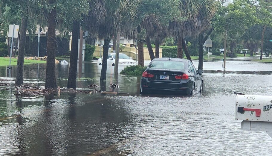 Κυκλώνας Florida © Twitter / Bites Of Net