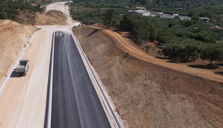 Έργα στο Α’ τμήμα του νέου αυτοκινητόδρομου Πατρών Πύργου ©Printscreen