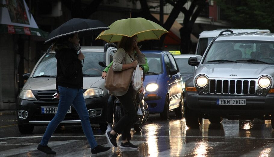 Καιρός: Έρχονται ισχυρές βροχές και καταιγίδες