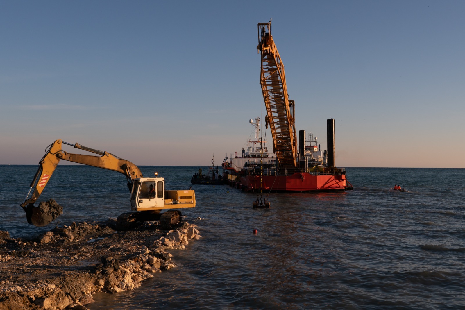 Ελλάδα & Κύπρος επιλύουν τις εκκρεμότητες για την ηλεκτρική διασύνδεση