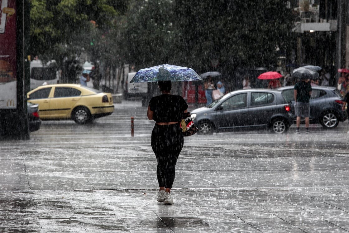 Καιρός: Συνεχίζεται το Σάββατο η κακοκαιρία με ισχυρές καταιγίδες