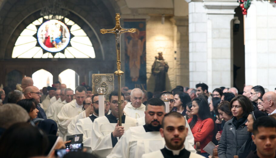 ΔΥΤΙΚΗ ΟΧΘΗ ΧΡΙΣΤΟΥΓΕΝΝΑ ΜΕΣΗ ΑΝΑΤΟΛΗ